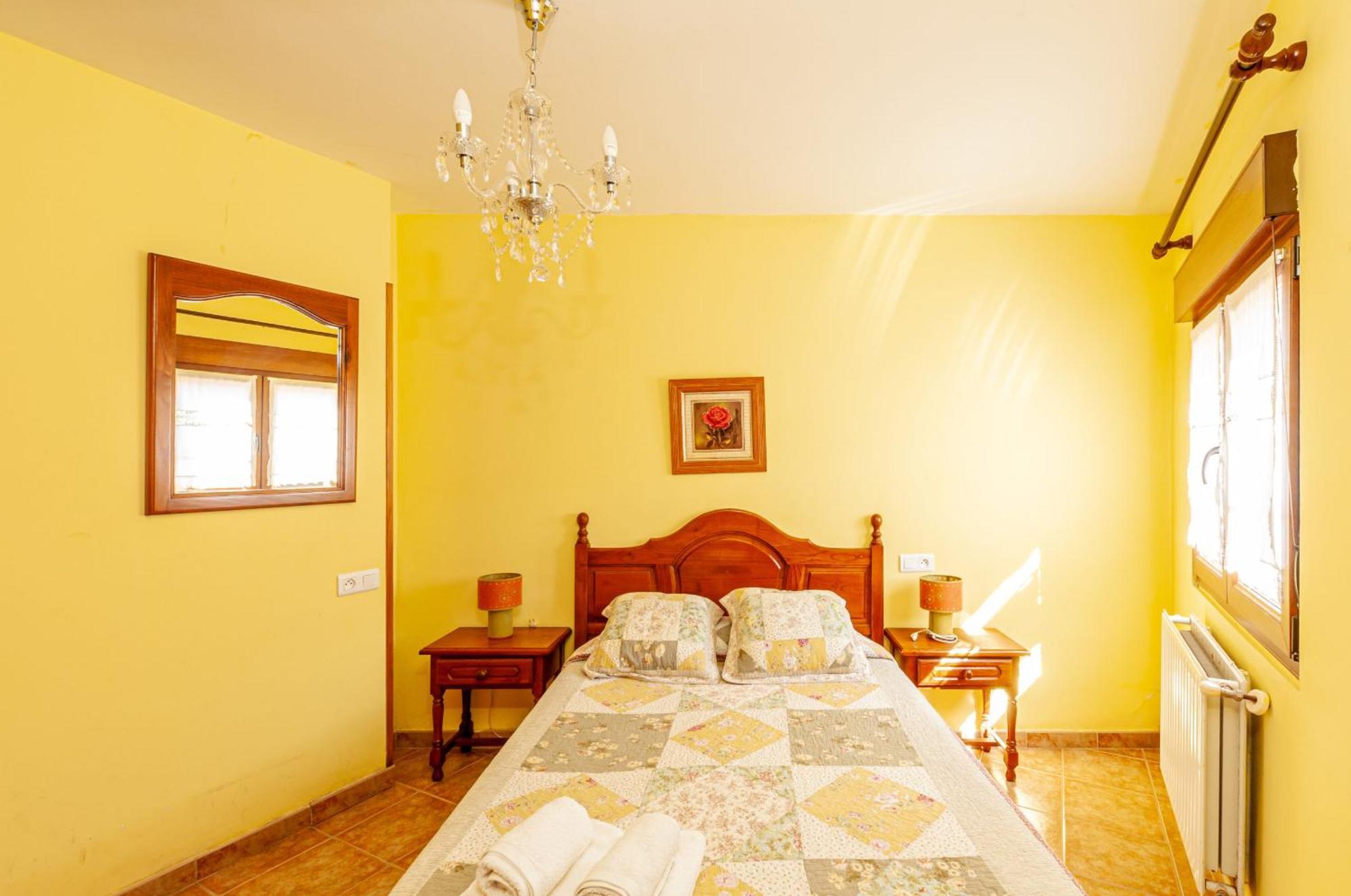 Apartamentos La Regoria Arenas De Cabrales Extérieur photo