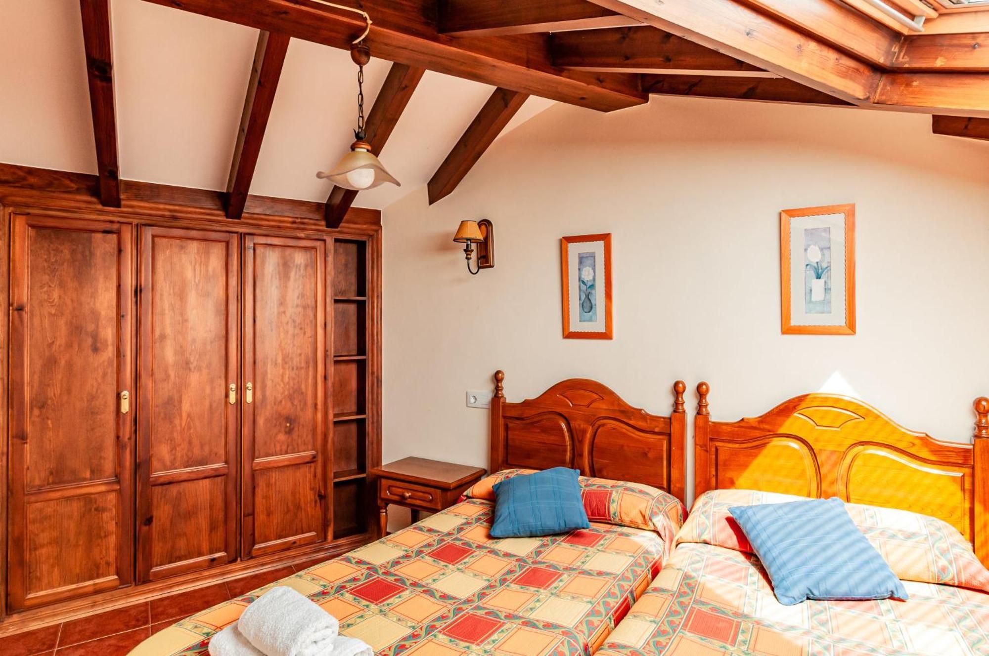 Apartamentos La Regoria Arenas De Cabrales Extérieur photo