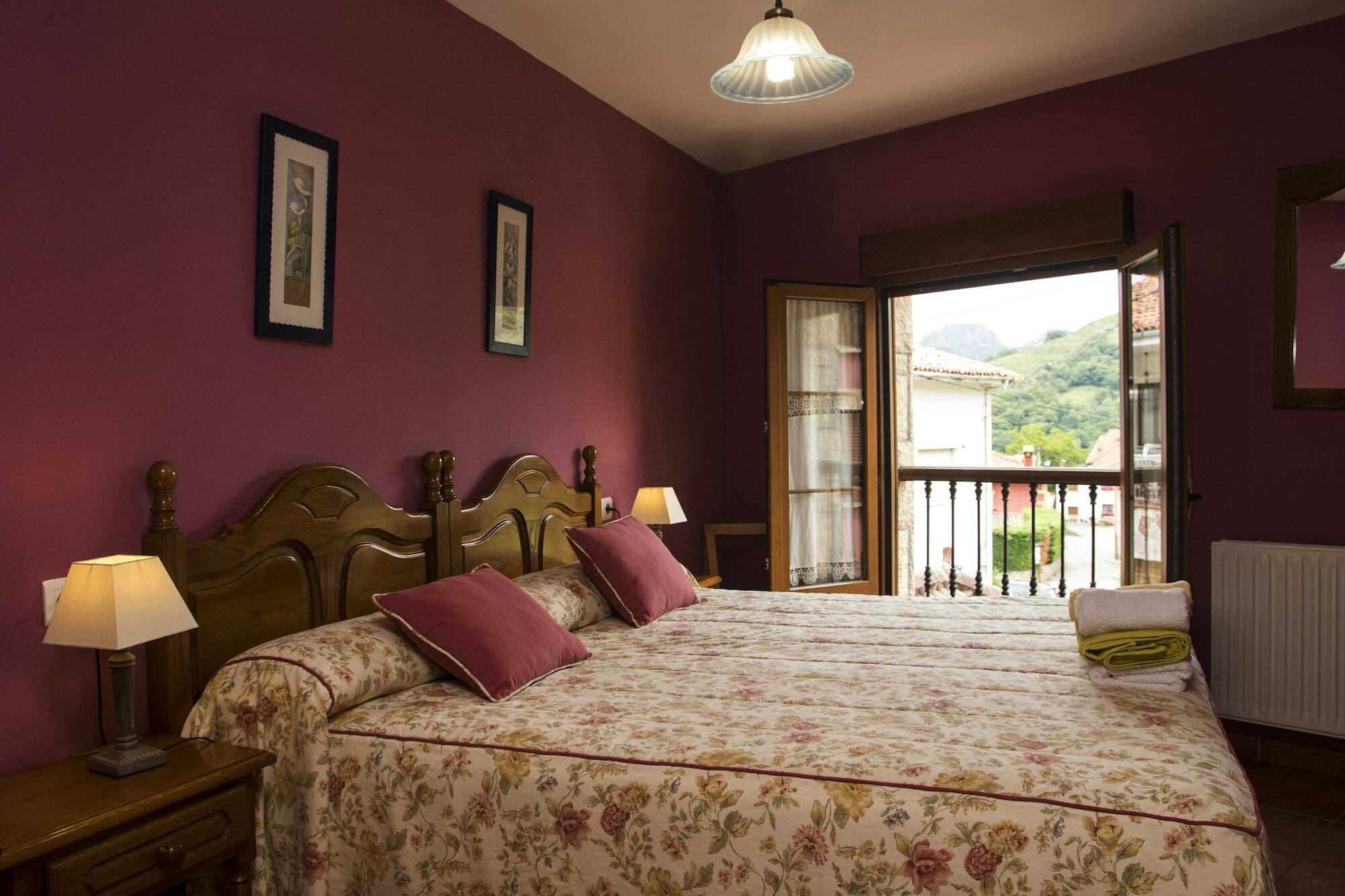 Apartamentos La Regoria Arenas De Cabrales Extérieur photo